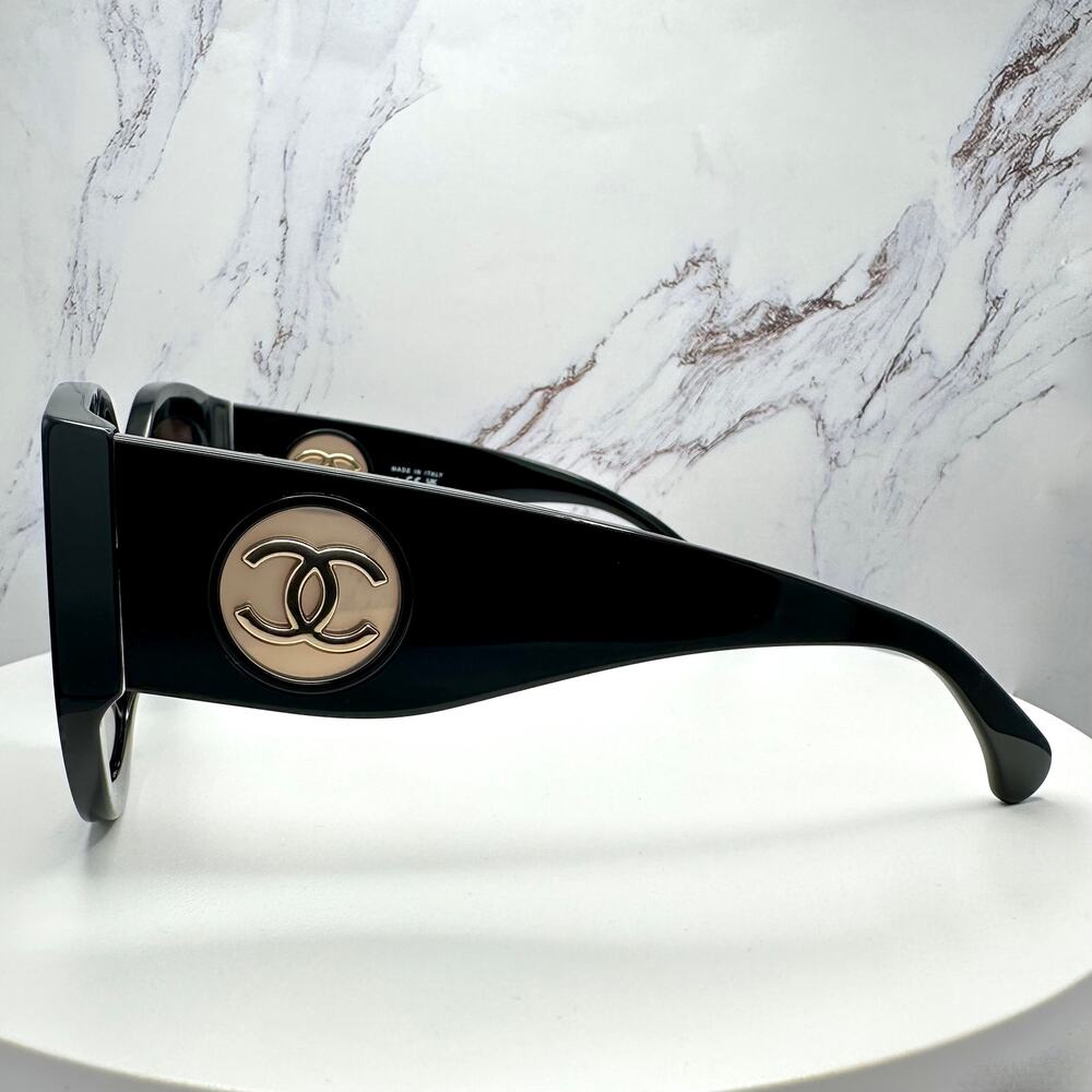 New CHANEL Sunglasses - Picture 5 of 16